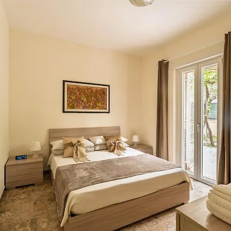 La Casa Di Anna Апартаменты Рим